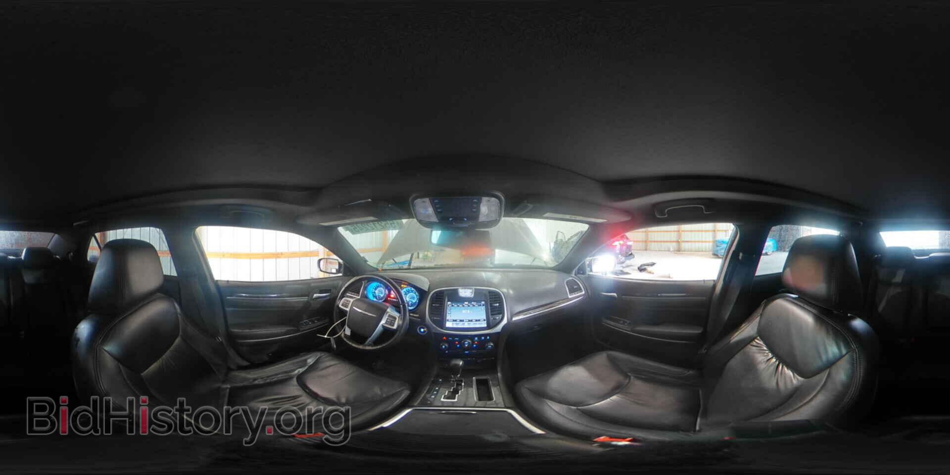 2011 CHRYSLER 300 - VIN: 2C3CA5CG2BH564297 - Фото 14