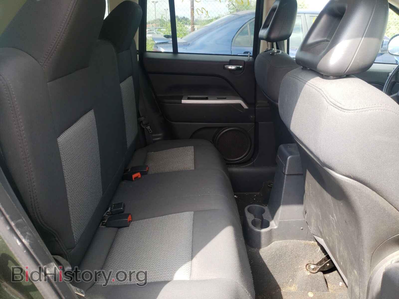 2008 JEEP COMPASS - VIN: 1J8FT47048D777132 - Фото 6