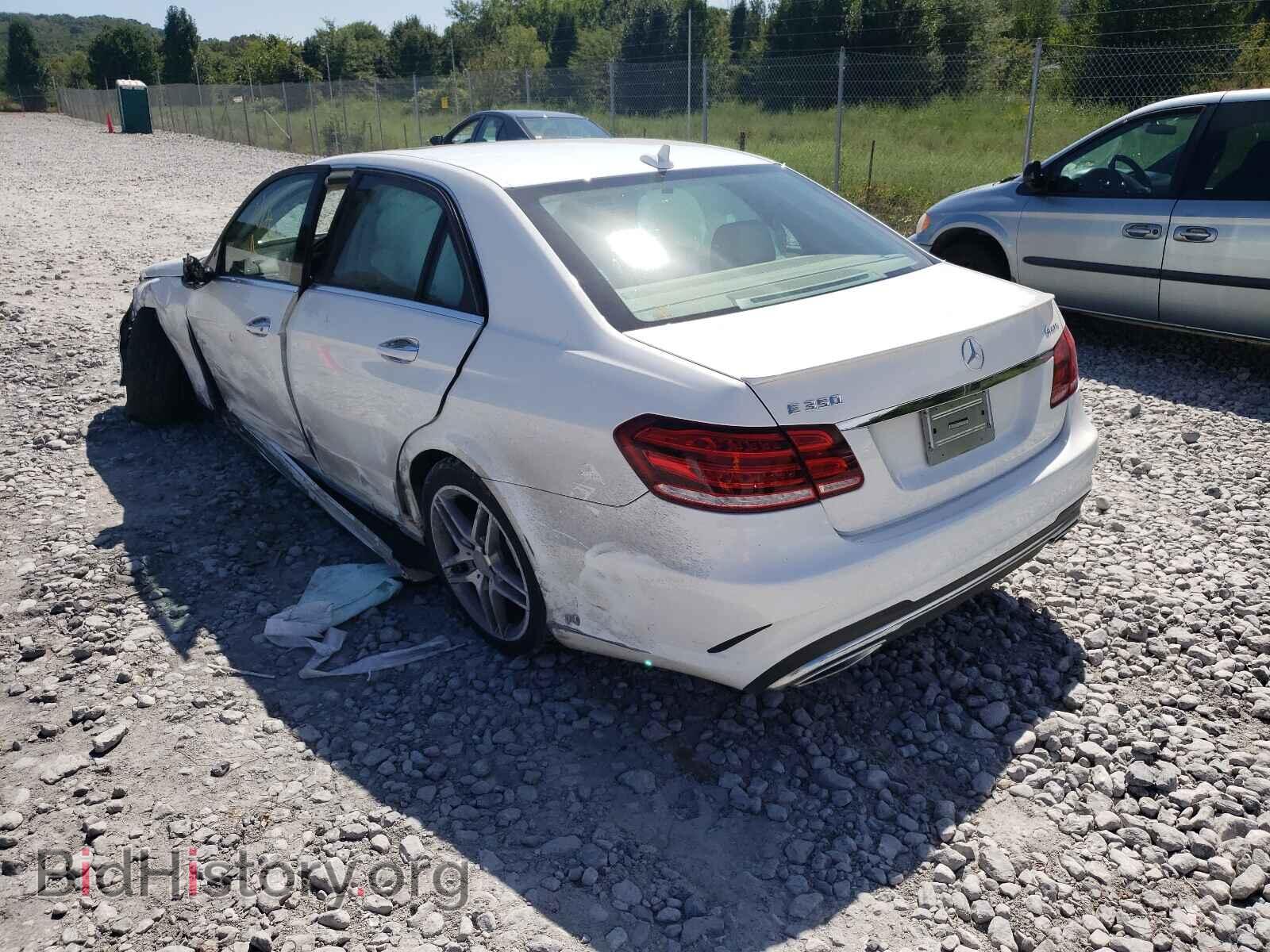 2015 MERCEDES-BENZ E-CLASS - VIN: WDDHF8JB8FB164678 - Фото 3