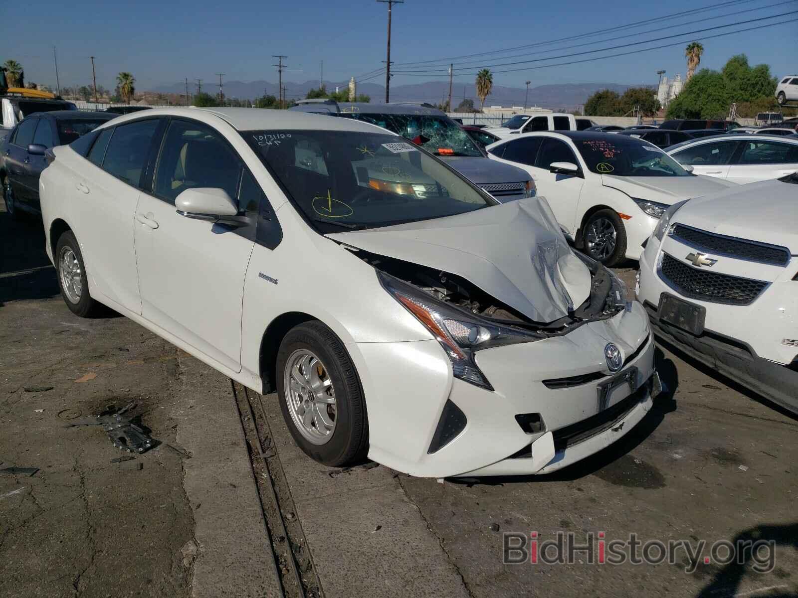 Photo JTDKBRFU3G3015697 - TOYOTA PRIUS 2016