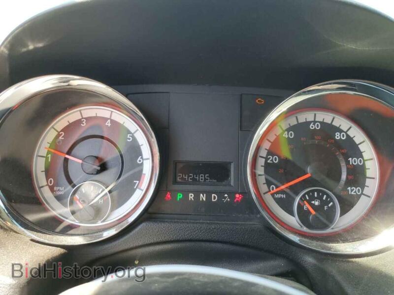 2011 Dodge CARAVAN (VIN 2D4RN3DG4BR729003) — photo 9 of 13