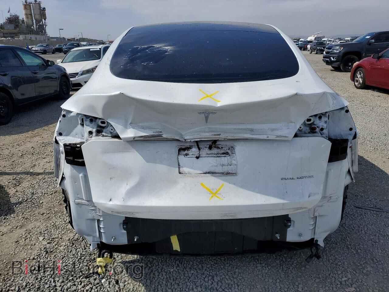 2022 TESLA MODEL Y - VIN: 7SAYGDEE5NF385397 - Фото 6
