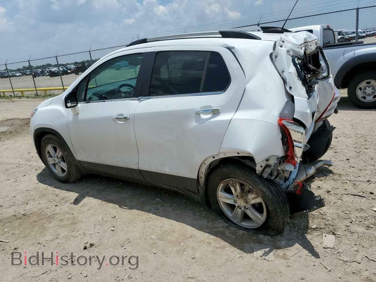 2019 CHEVROLET TRAX - VIN: 3GNCJLSB0KL254654 - Фото 2