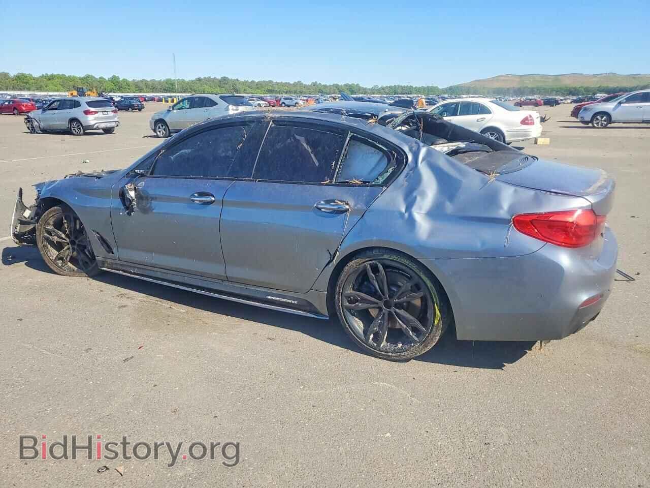 2018 BMW M5 - VIN: WBAJB9C57JB050200 - Фото 2