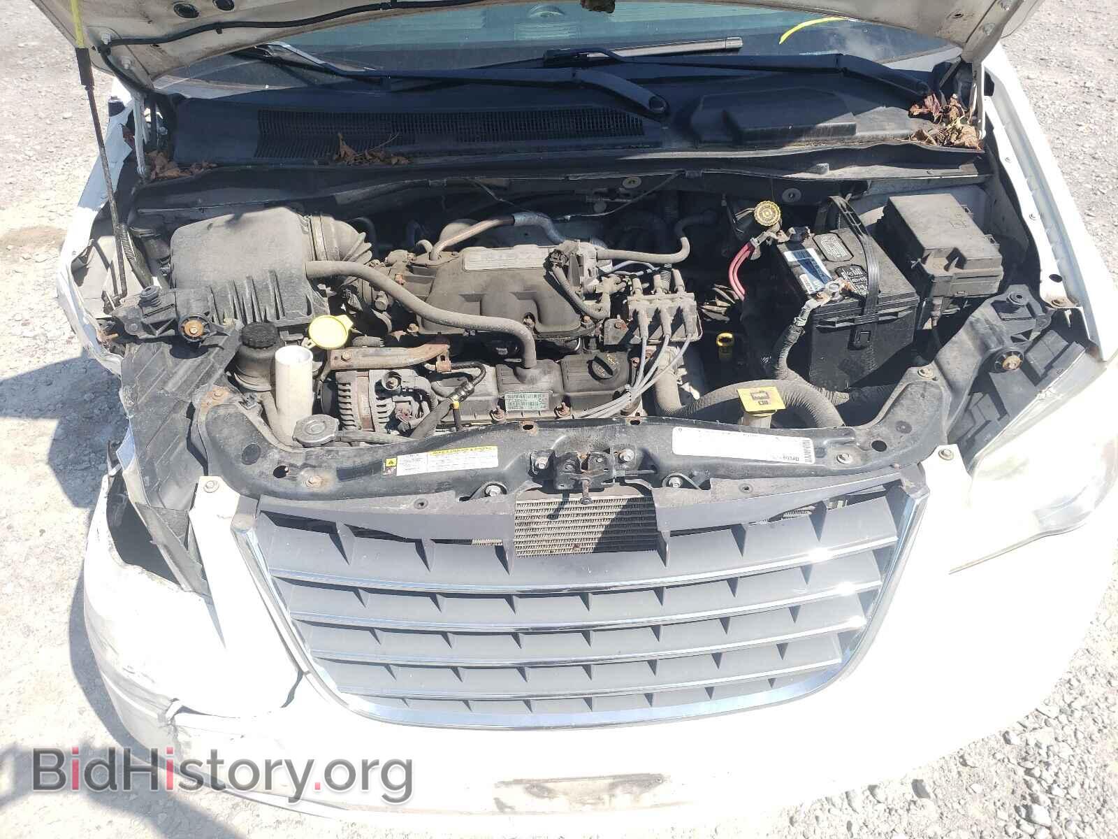 2009 CHRYSLER MINIVAN - VIN: 2A8HR44EX9R602051 - Фото 7