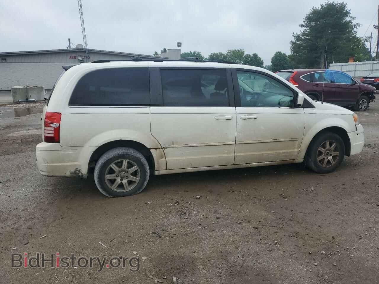 2008 CHRYSLER MINIVAN - VIN: 2A8HR54P08R141349 - Фото 3
