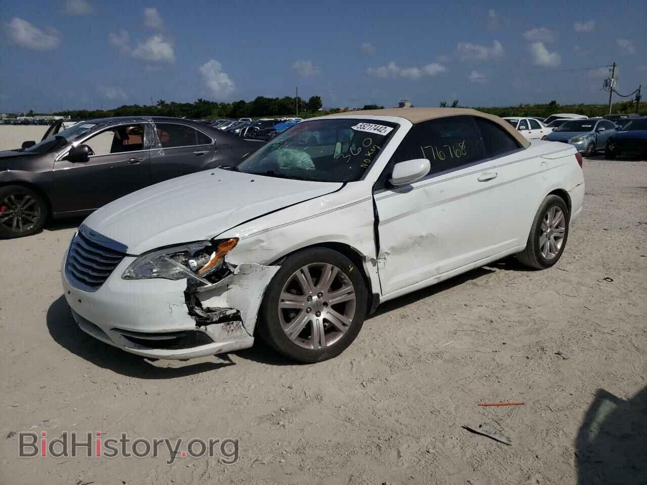2012 CHRYSLER 200 - VIN: 1C3BCBEB1CN213413 - Фото 2