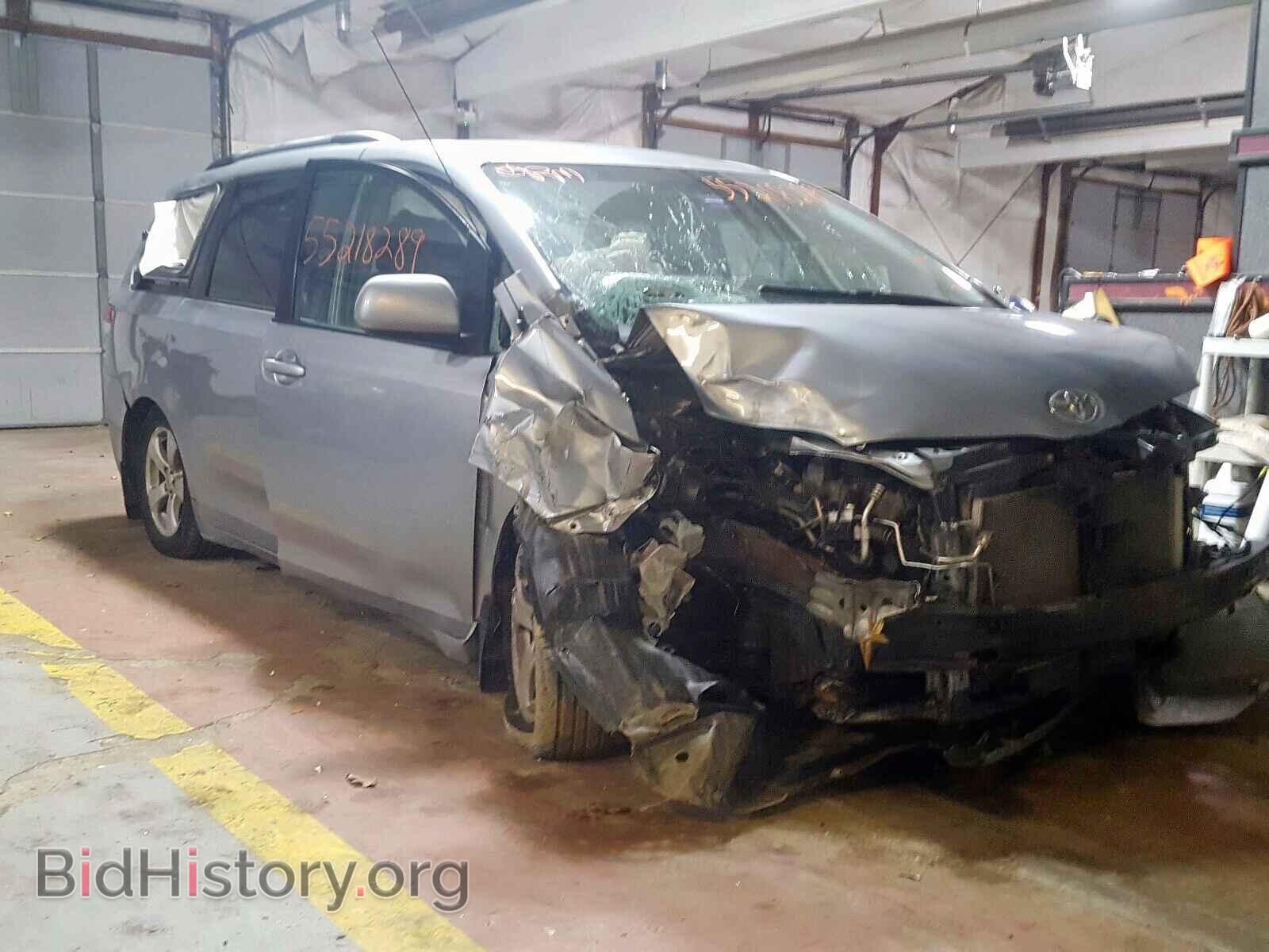 Фотография 5TDKK3DC9BS068161 - TOYOTA SIENNA LE 2011