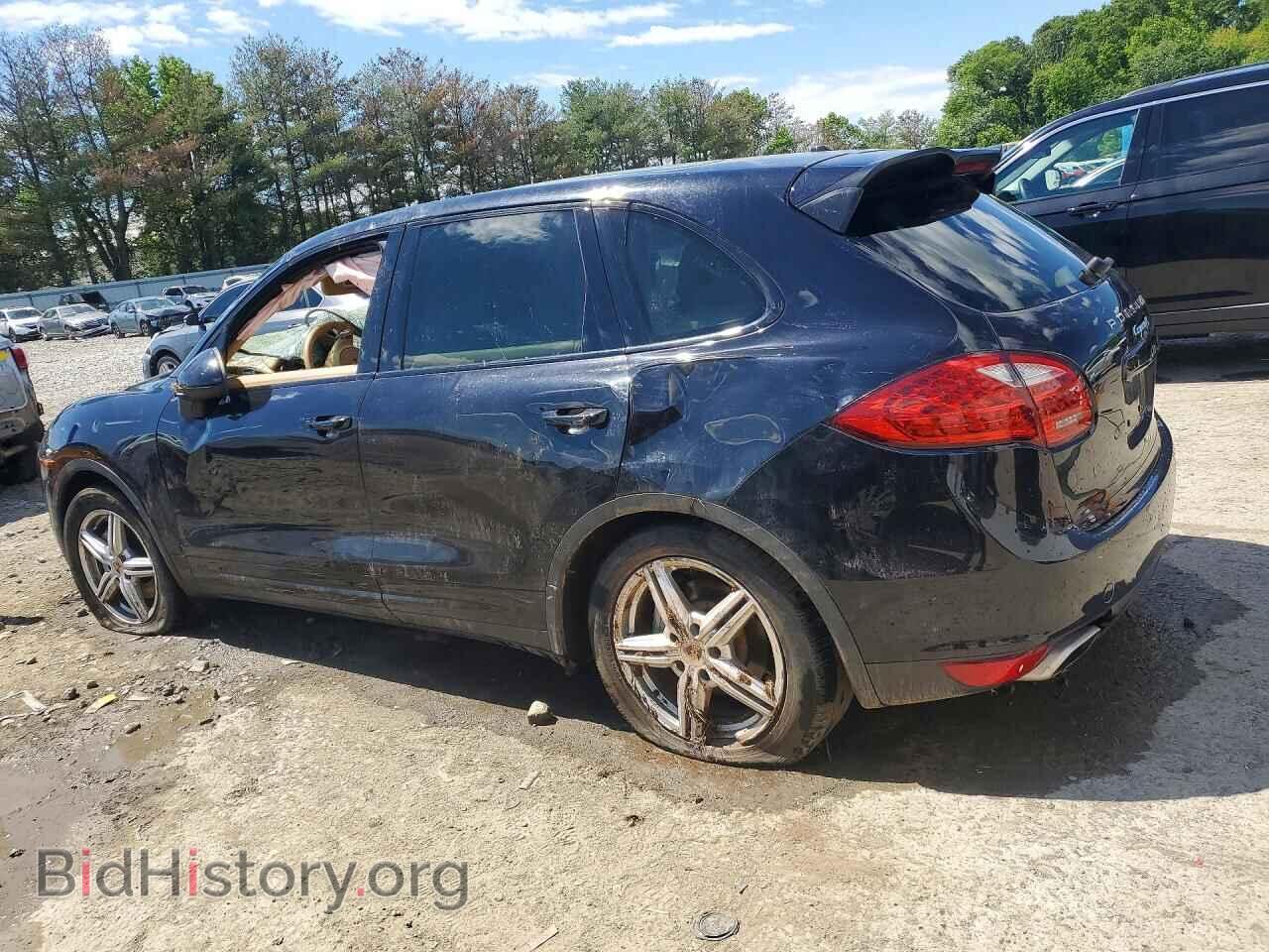 2013 PORSCHE CAYENNE - VIN: WP1AB2A22DLA85873 - Photo 2