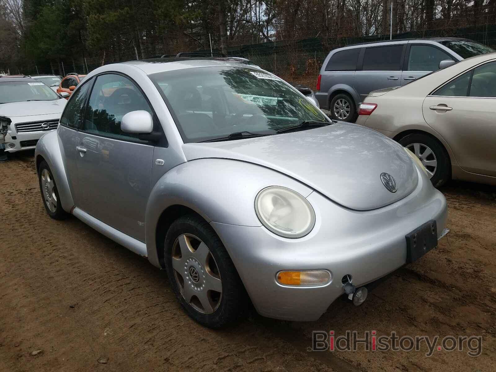 Photo 3VWCA21C8YM463931 - VOLKSWAGEN BEETLE 2000