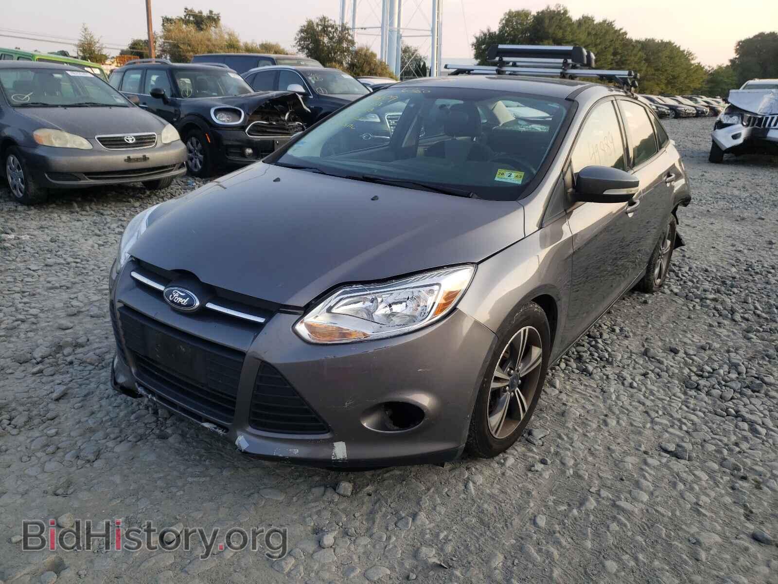 2014 FORD FOCUS - VIN: 1FADP3F2XEL446109 - Фото 2