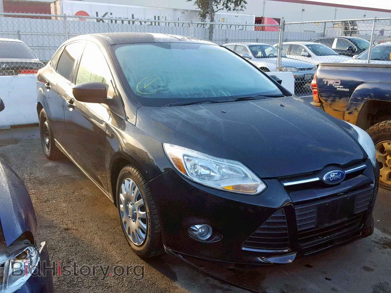 Photo 1FAHP3F27CL130682 - FORD FOCUS 2012