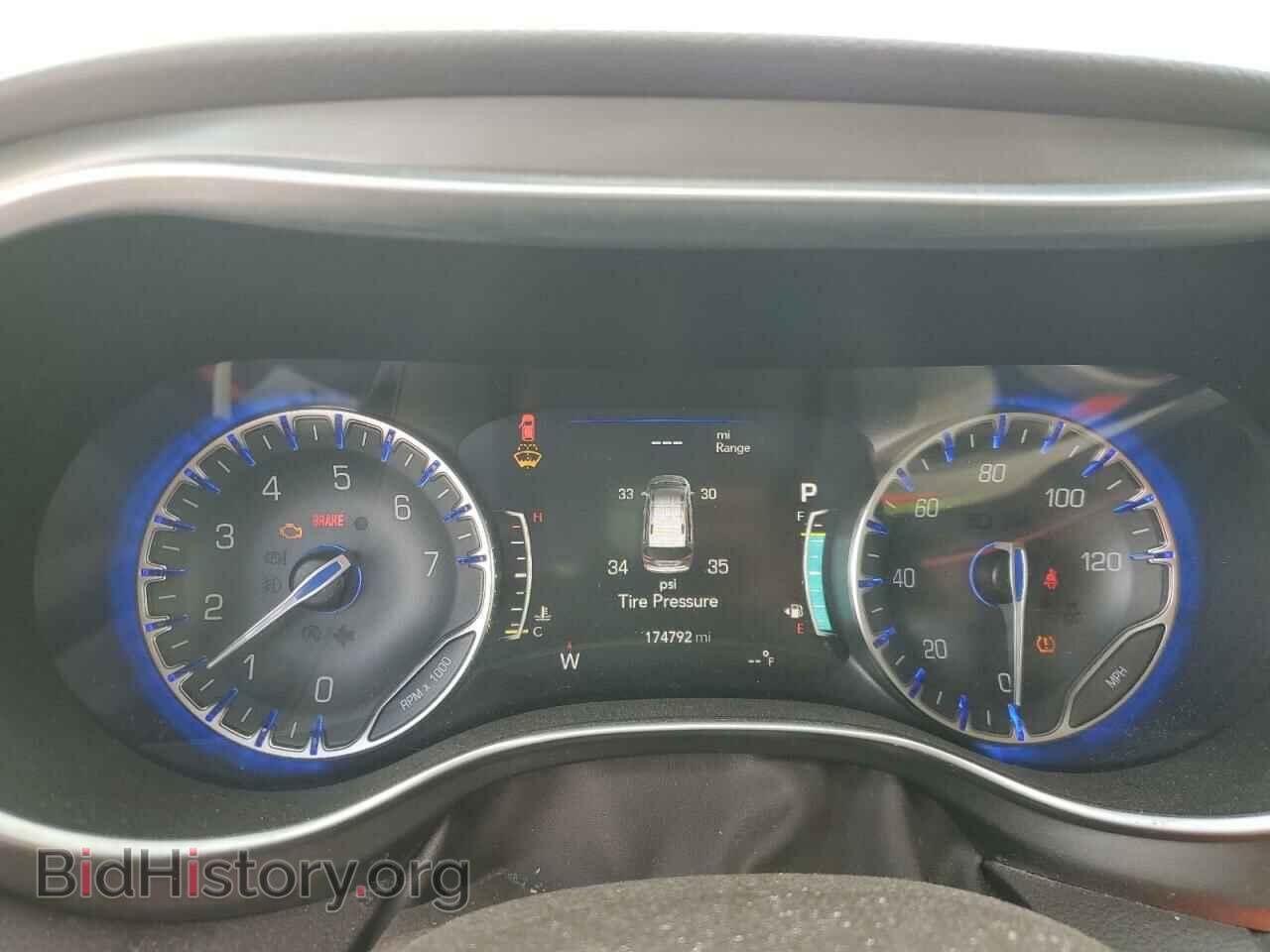 2017 CHRYSLER PACIFICA - VIN: 2C4RC1EGXHR571281 - Фото 9
