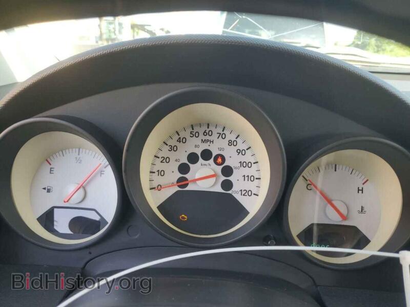 2008 Dodge CALIBER (VIN 1B3HB28C28D660120) — фото 9 из 12