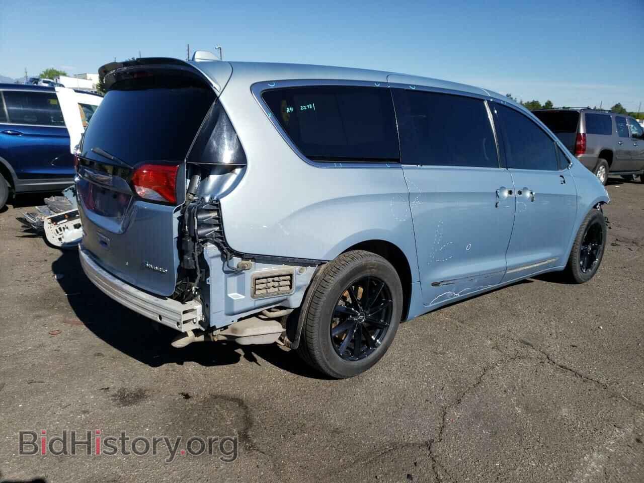 2017 CHRYSLER PACIFICA - VIN: 2C4RC1N71HR739969 - Photo 3