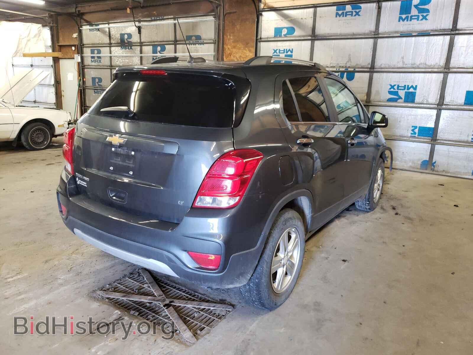 2017 CHEVROLET TRAX - VIN: 3GNCJPSB1HL255800 - Фото 4