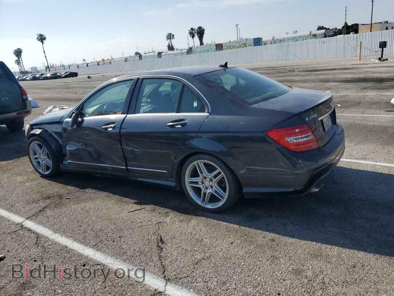 2012 MERCEDES-BENZ C-CLASS - VIN: WDDGF4HBXCA672081 - Фото 2