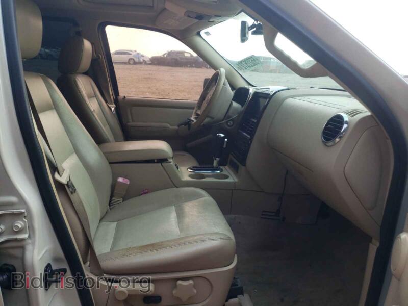 2006 Ford EXPLORER (VIN 1FMEU65EX6UA92734) — фото 5 из 10