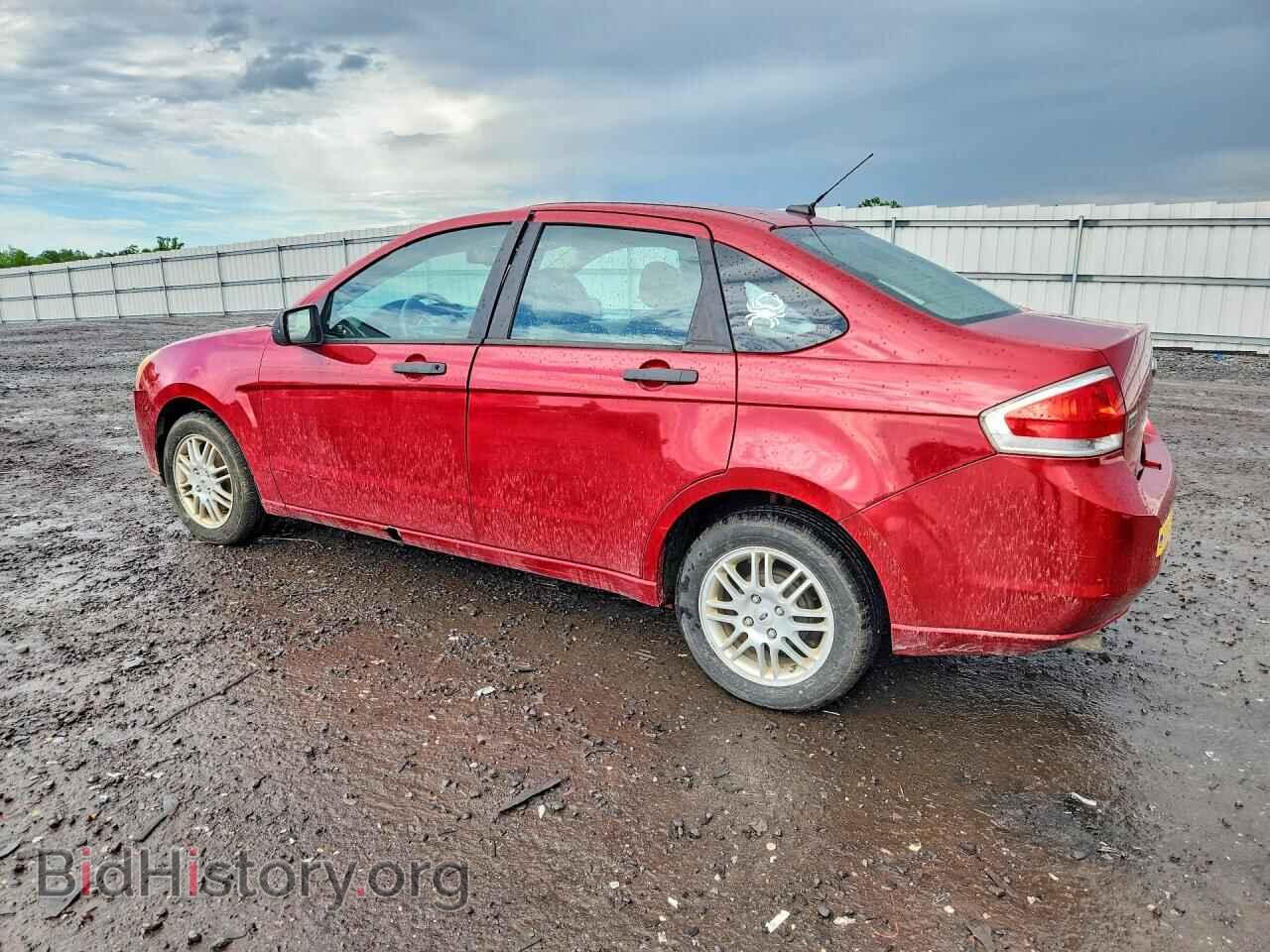 2011 FORD FOCUS - VIN: 1FAHP3FN8BW156909 - Photo 2