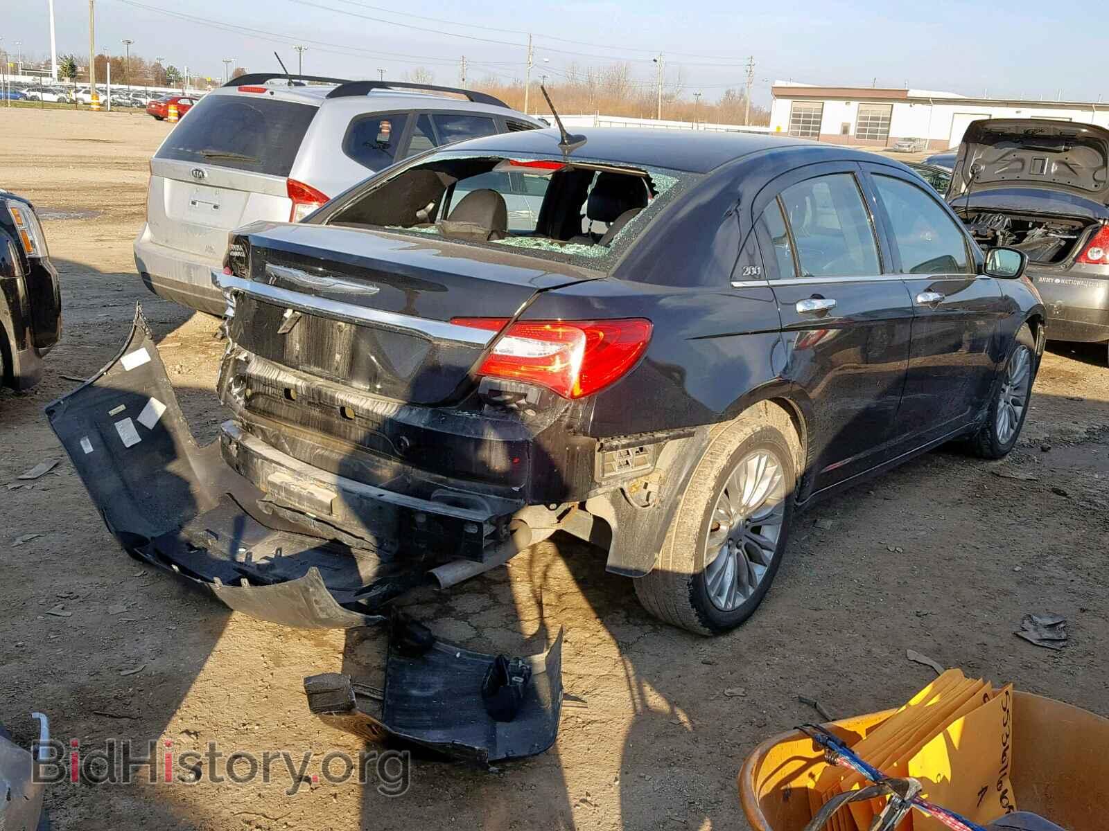 2011 CHRYSLER 200 - VIN: 1C3BC2FB0BN569672 - Photo 4