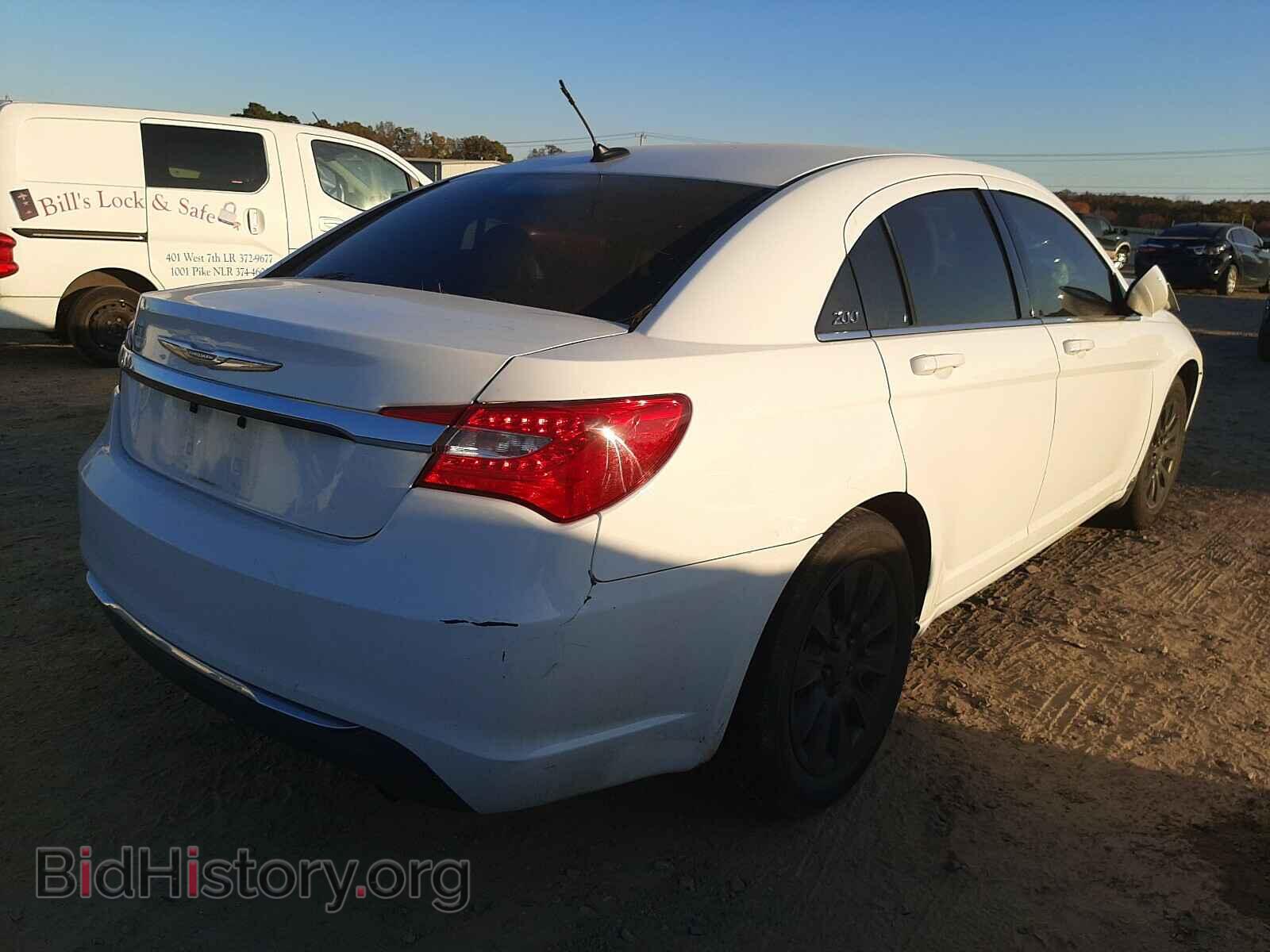 2011 CHRYSLER 200 - VIN: 1C3BC4FB6BN563628 - Фото 4