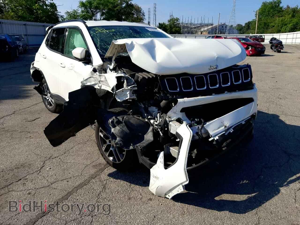 Фотография 3C4NJDBB9JT175909 - JEEP COMPASS 2018