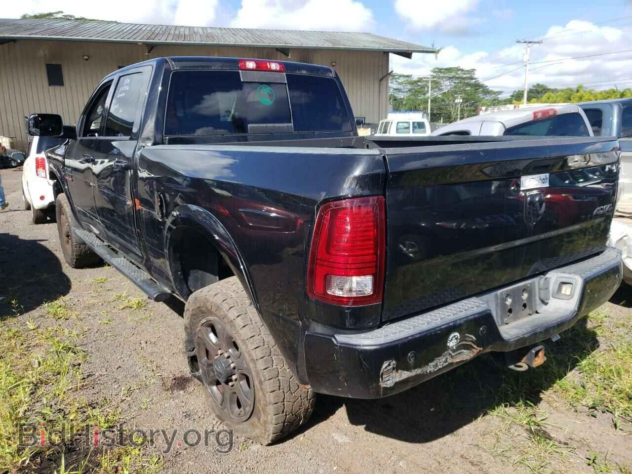 2017 RAM 2500 - VIN: 3C6UR5FLXHG780710 - Фото 2