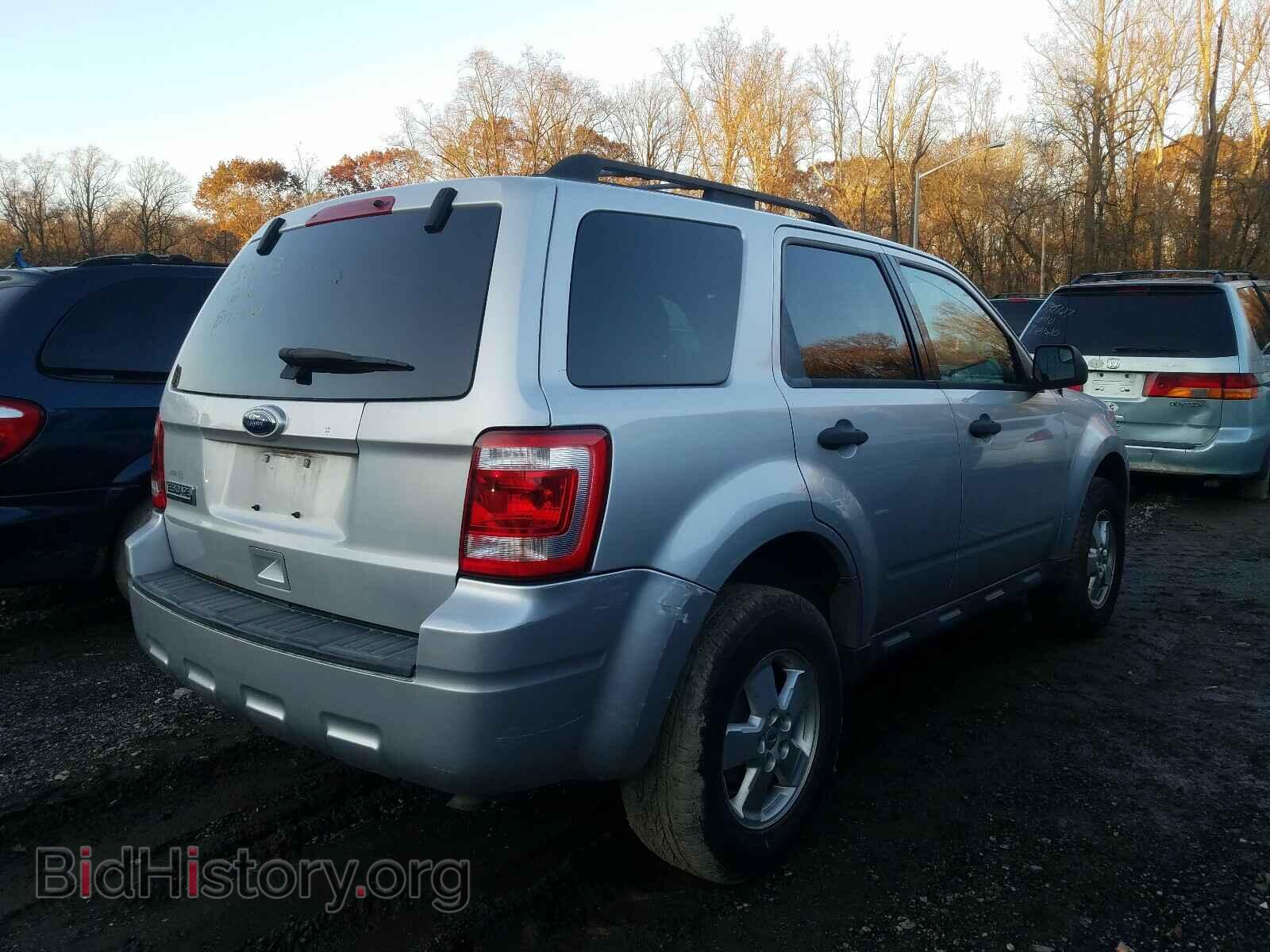 2011 FORD ESCAPE - VIN: 1FMCU0D77BKA52205 - Фото 4