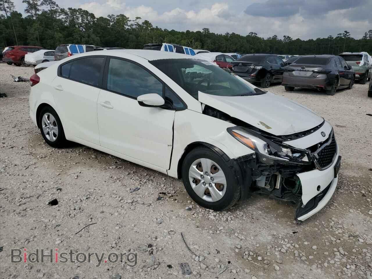 2017 KIA FORTE - VIN: 3KPFK4A70HE044932 - Photo 4