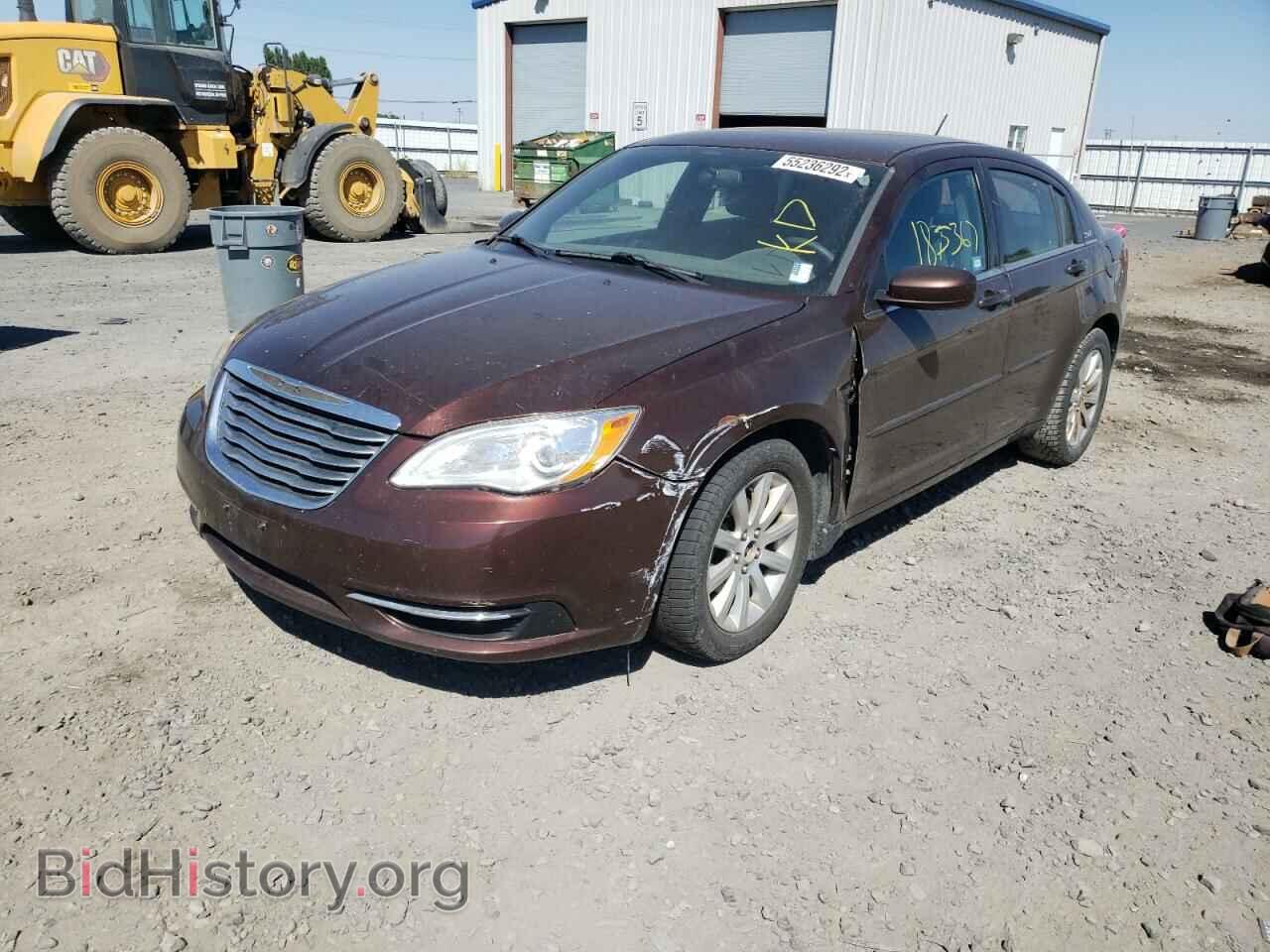 2013 CHRYSLER 200 - VIN: 1C3CCBBG4DN659769 - Фото 2