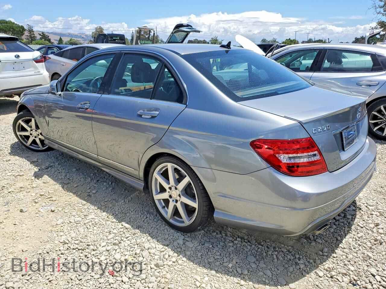 2014 MERCEDES-BENZ C-CLASS - VIN: WDDGF4HB3EG250332 - Фото 2