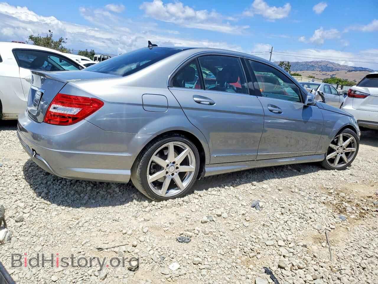 2014 MERCEDES-BENZ C-CLASS - VIN: WDDGF4HB3EG250332 - Фото 3