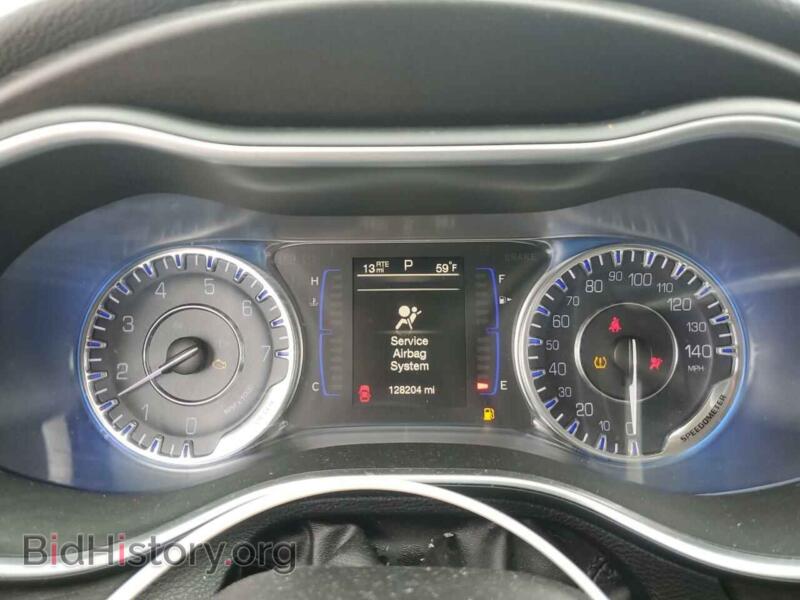 2016 Chrysler 200 (VIN 1C3CCCAB5GN139161) — фото 9 из 14