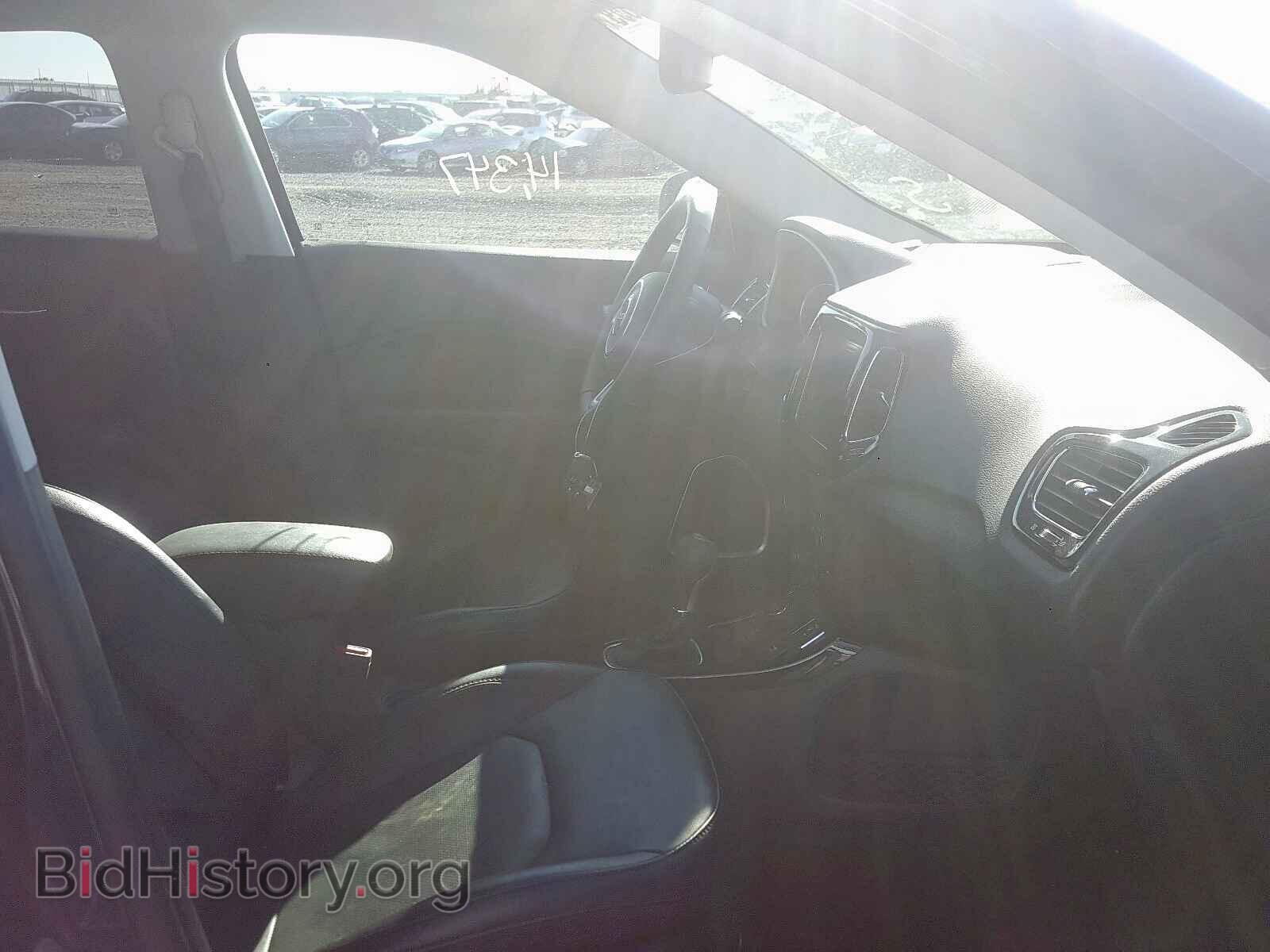 2019 JEEP COMPASS LI - VIN: 3C4NJDCB5KT748384 - Фото 5
