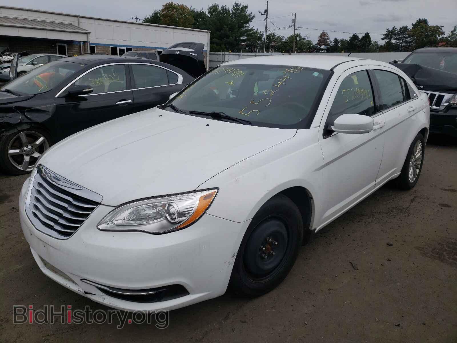 2012 CHRYSLER 200 - VIN: 1C3CCBAB2CN248908 - Photo 2