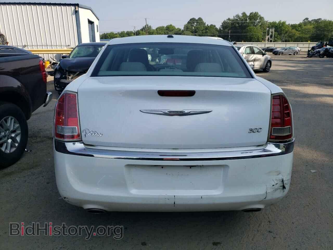 2012 CHRYSLER 300 - VIN: 2C3CCAAG0CH261431 - Фото 6