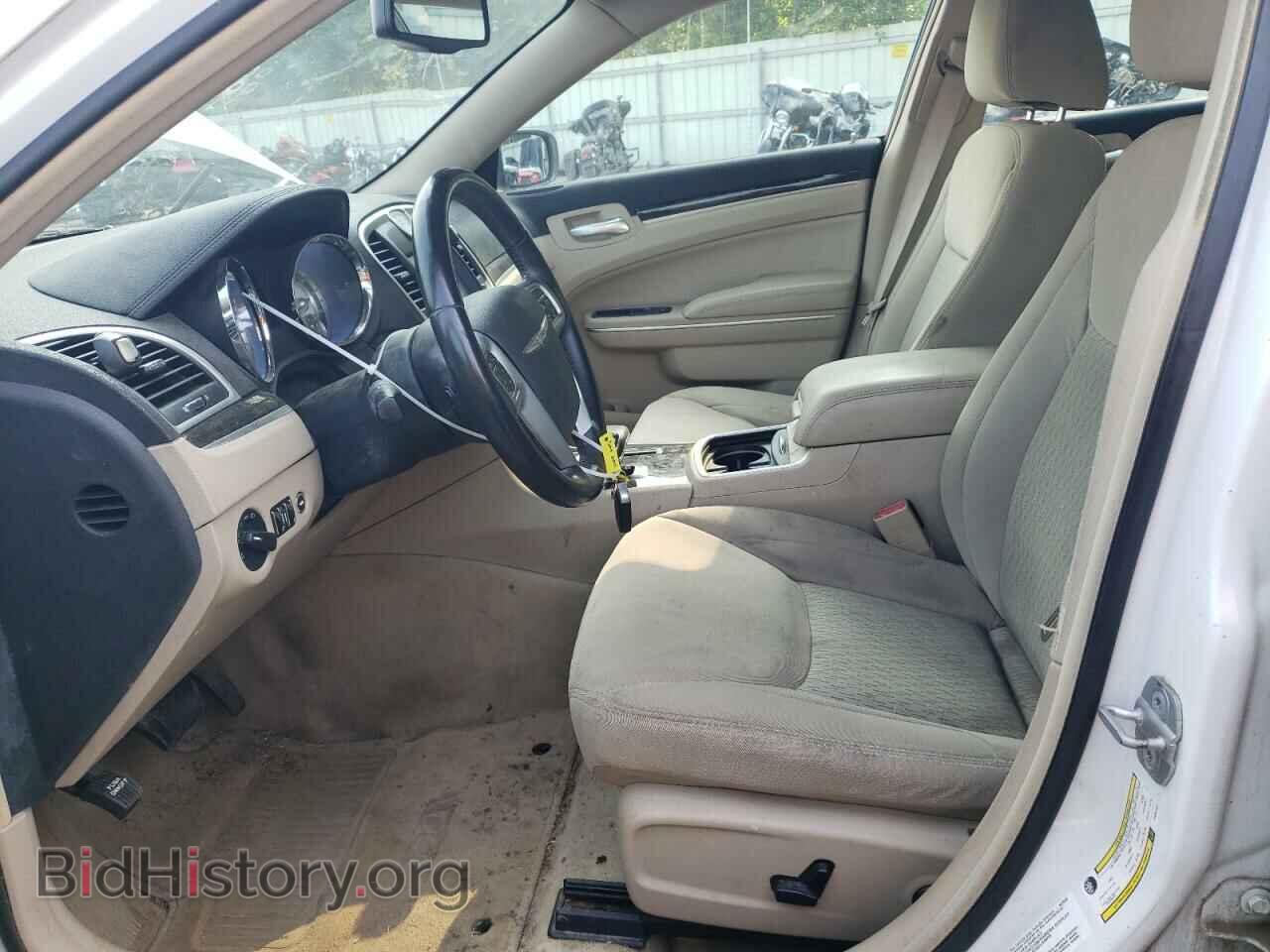 2012 CHRYSLER 300 - VIN: 2C3CCAAG0CH261431 - Фото 7