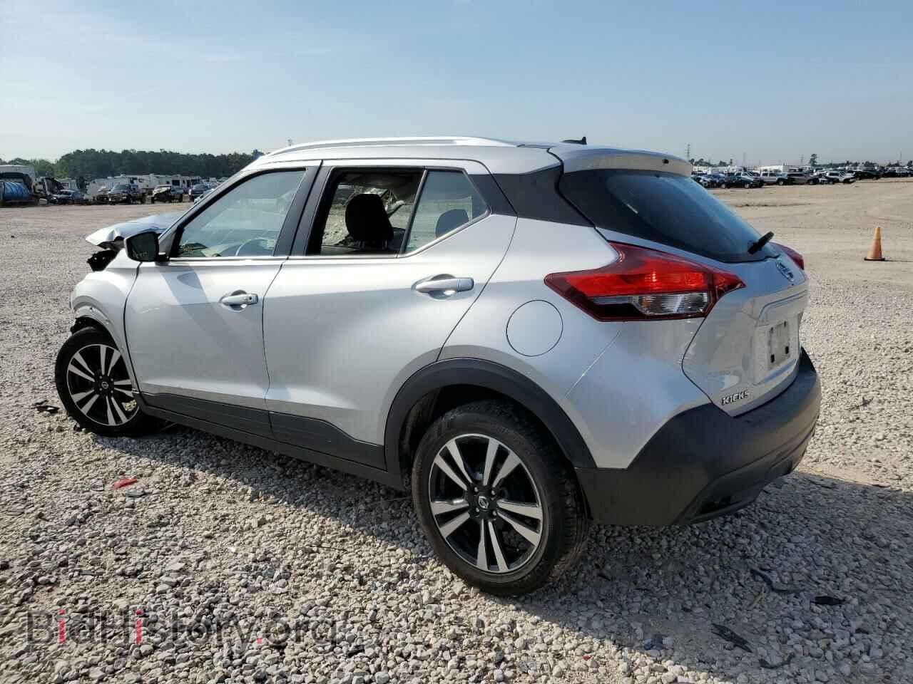 2019 NISSAN KICKS - VIN: 3N1CP5CU3KL551567 - Фото 2