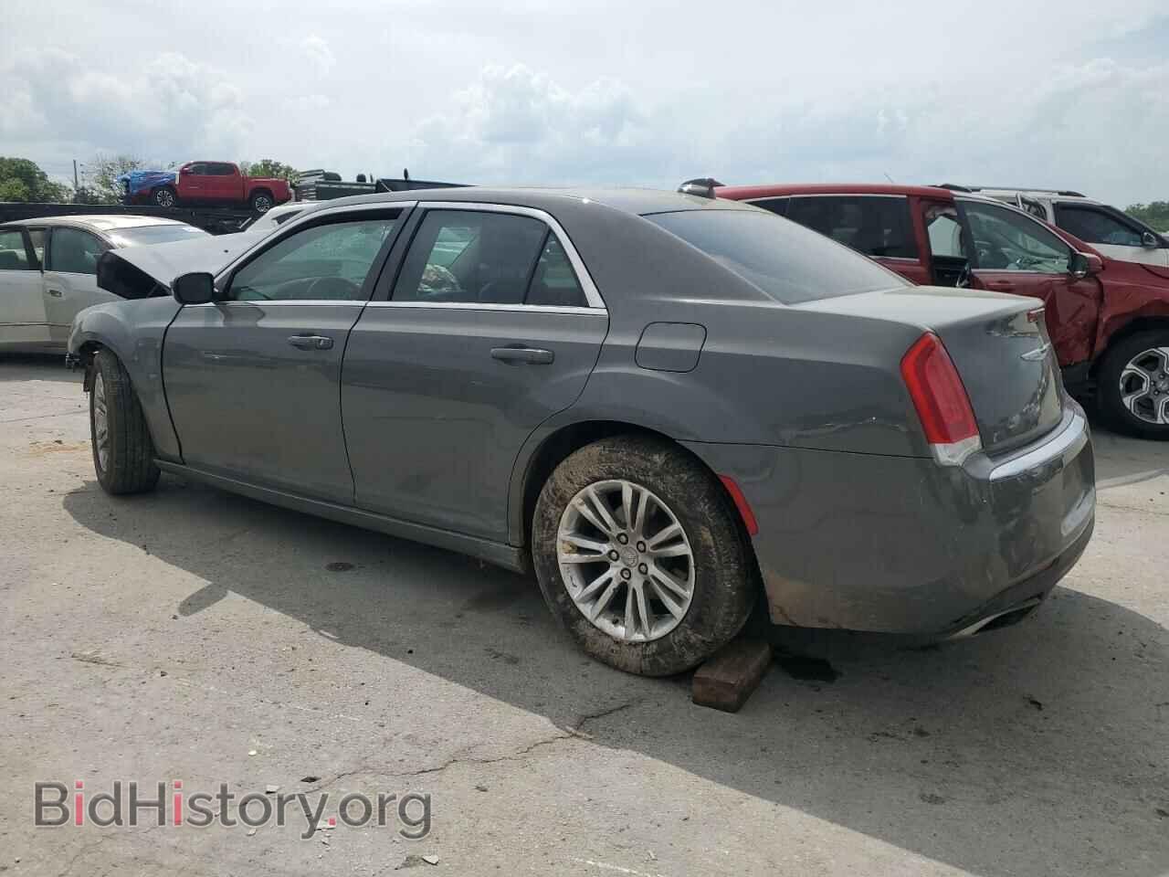2017 CHRYSLER 300 - VIN: 2C3CCAAG6HH647519 - Фото 2