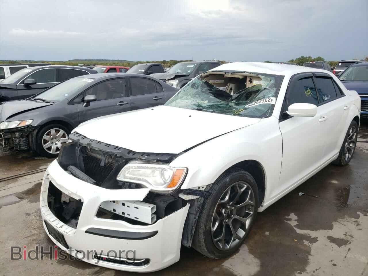 2013 CHRYSLER 300 - VIN: 2C3CCAAG9DH708081 - Фото 2