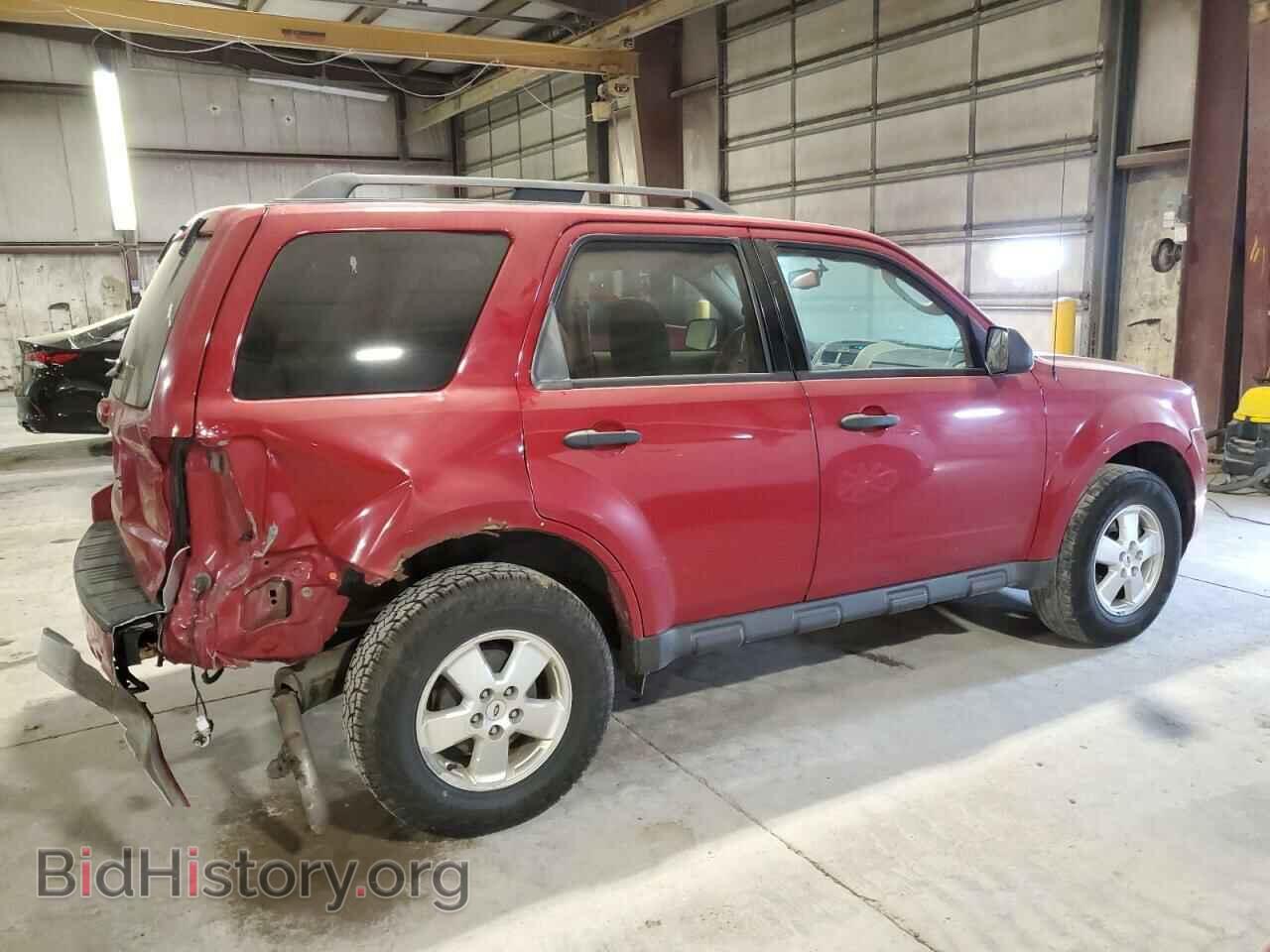 2011 FORD ESCAPE - VIN: 1FMCU0D70BKB02684 - Фото 3