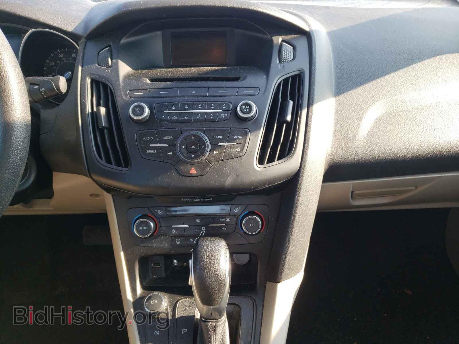 2017 FORD FOCUS - VIN: 1FADP3FE3HL306272 - Photo 9