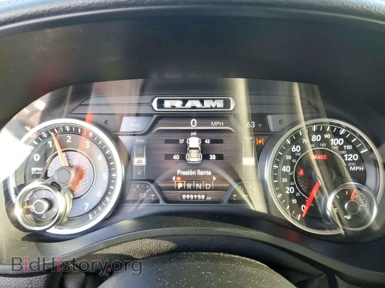 2020 RAM 1500 - VIN: 1C6SRFDT9LN263186 - Фото 9
