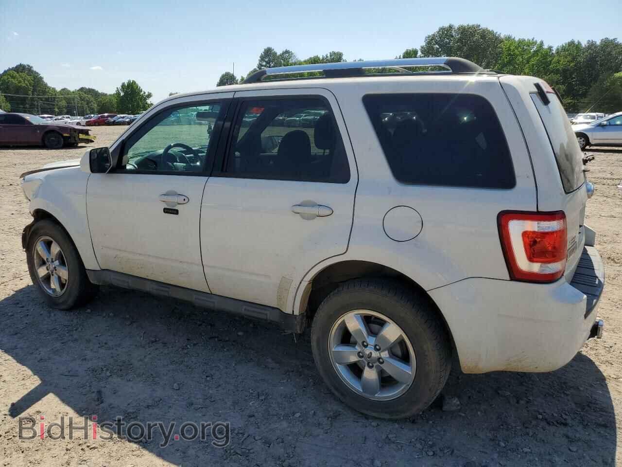 2011 FORD ESCAPE - VIN: 1FMCU0EG5BKC28196 - Фото 2