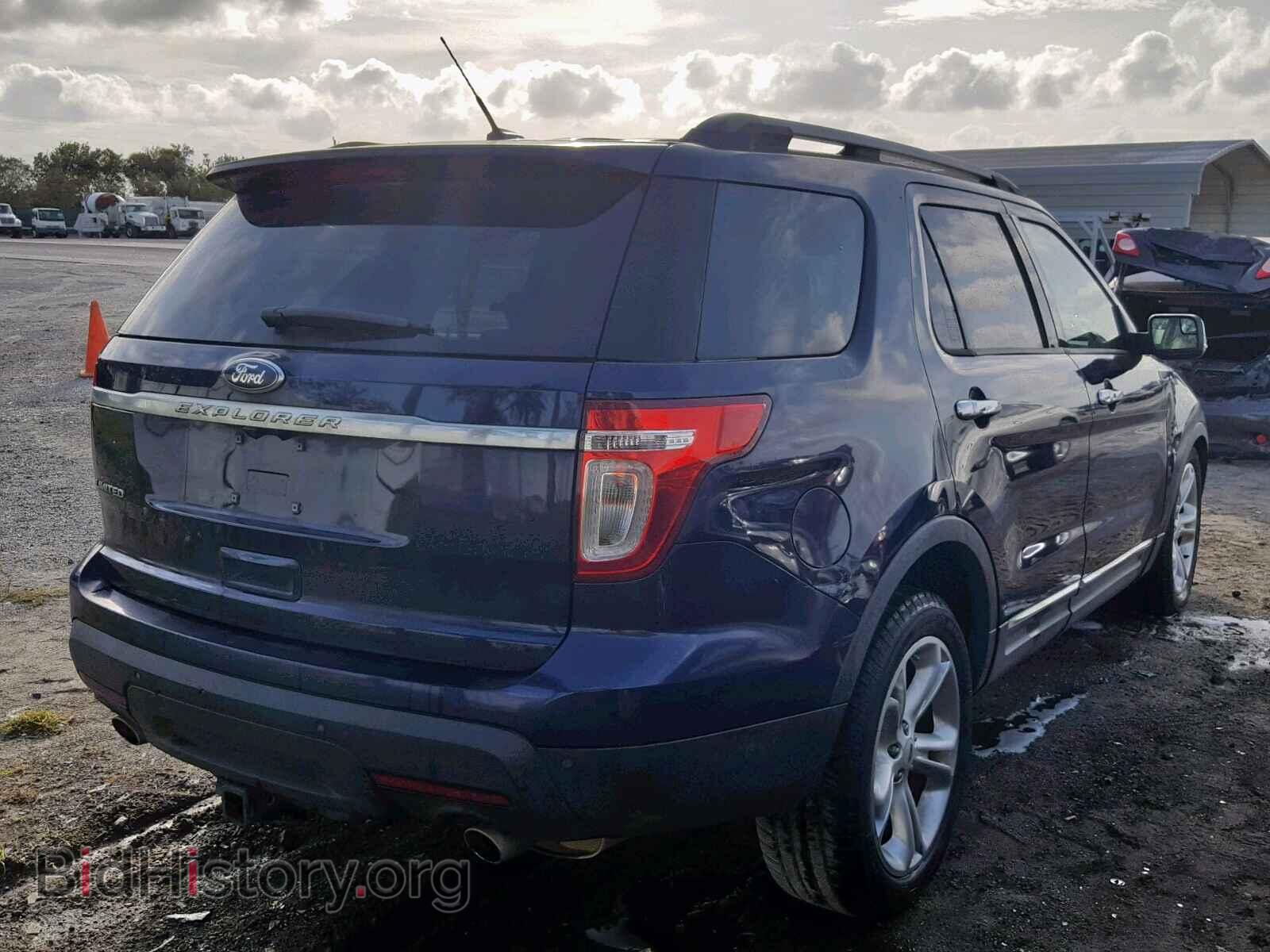 2011 FORD EXPLORER L - VIN: 1FMHK7F87BGA75433 - Photo 4