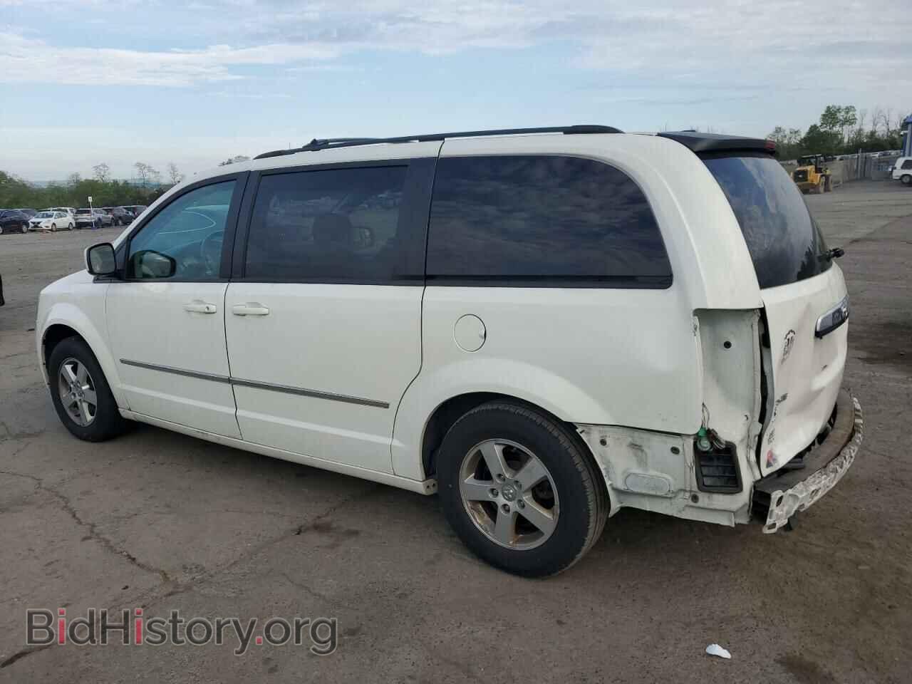 2010 DODGE CARAVAN - VIN: 2D4RN5DX4AR145629 - Фото 2