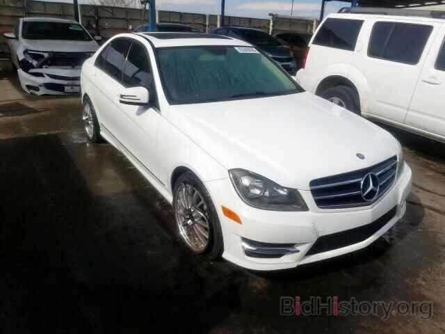 Photo WDDGF4HB4ER303236 - MERCEDES-BENZ C 250 2014