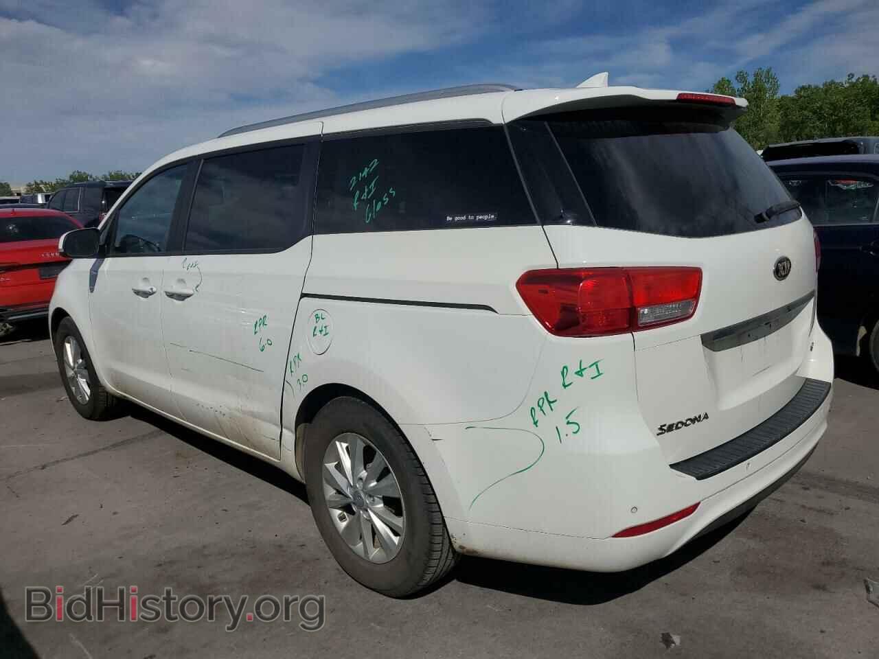 2016 KIA All Models - VIN: KNDMB5C19G6195522 - Photo 2