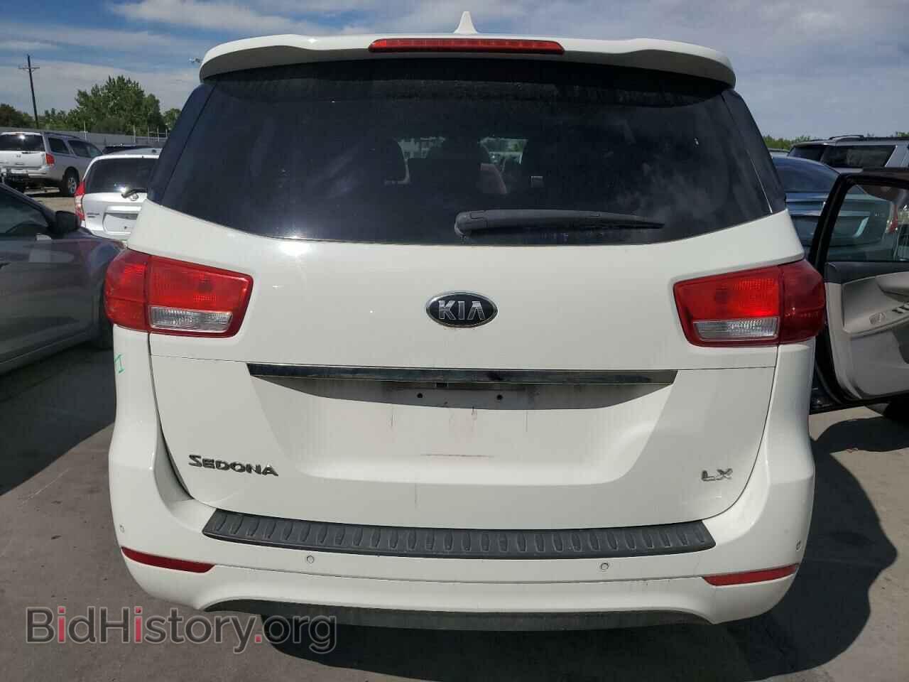 2016 KIA All Models - VIN: KNDMB5C19G6195522 - Photo 6