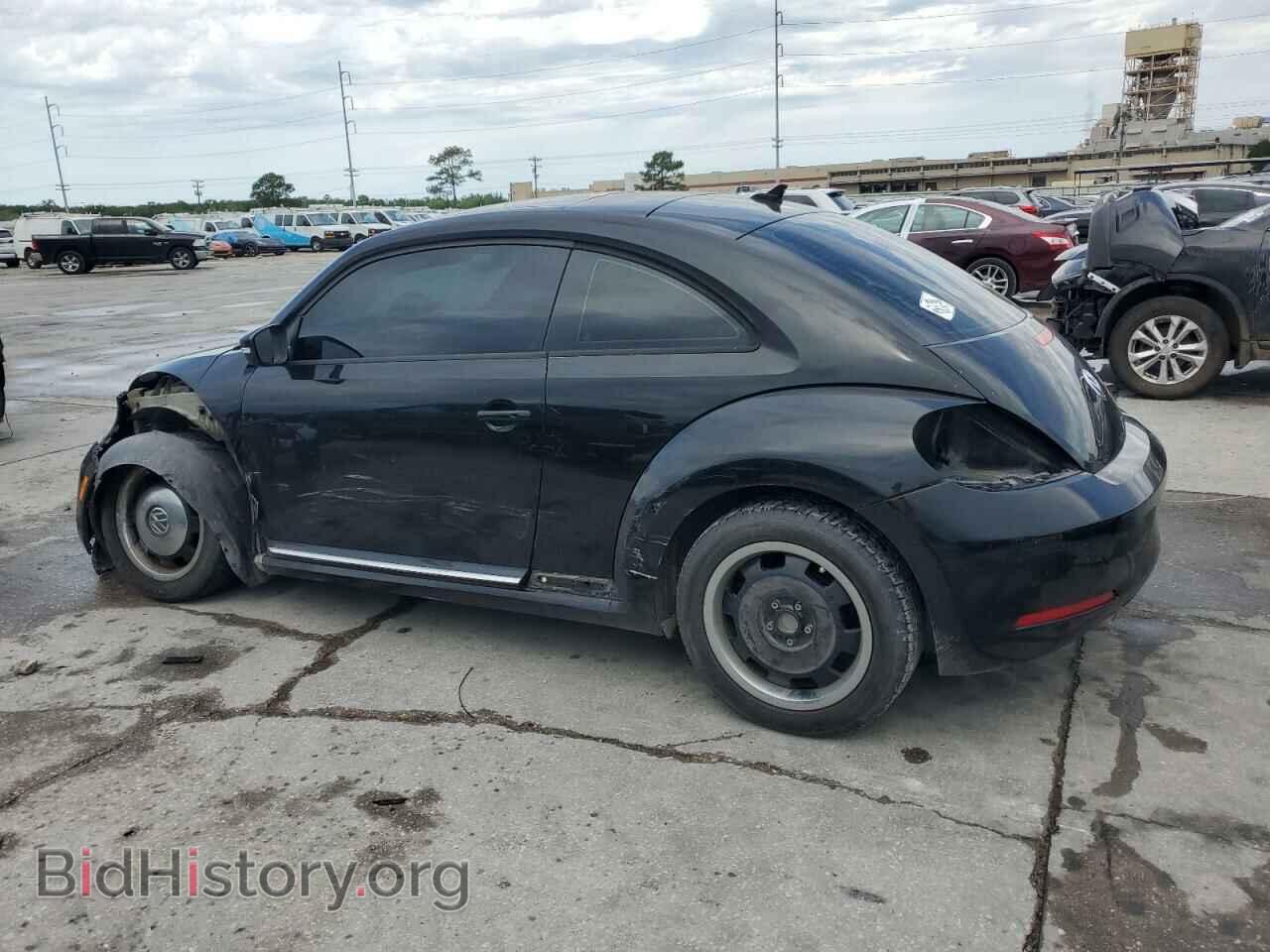 2012 VOLKSWAGEN BEETLE - VIN: 3VWJP7AT9CM662661 - Фото 2